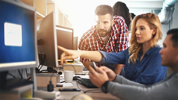 Conoce la historia de nuestros consultores Conoce la historia de nuestros consultores